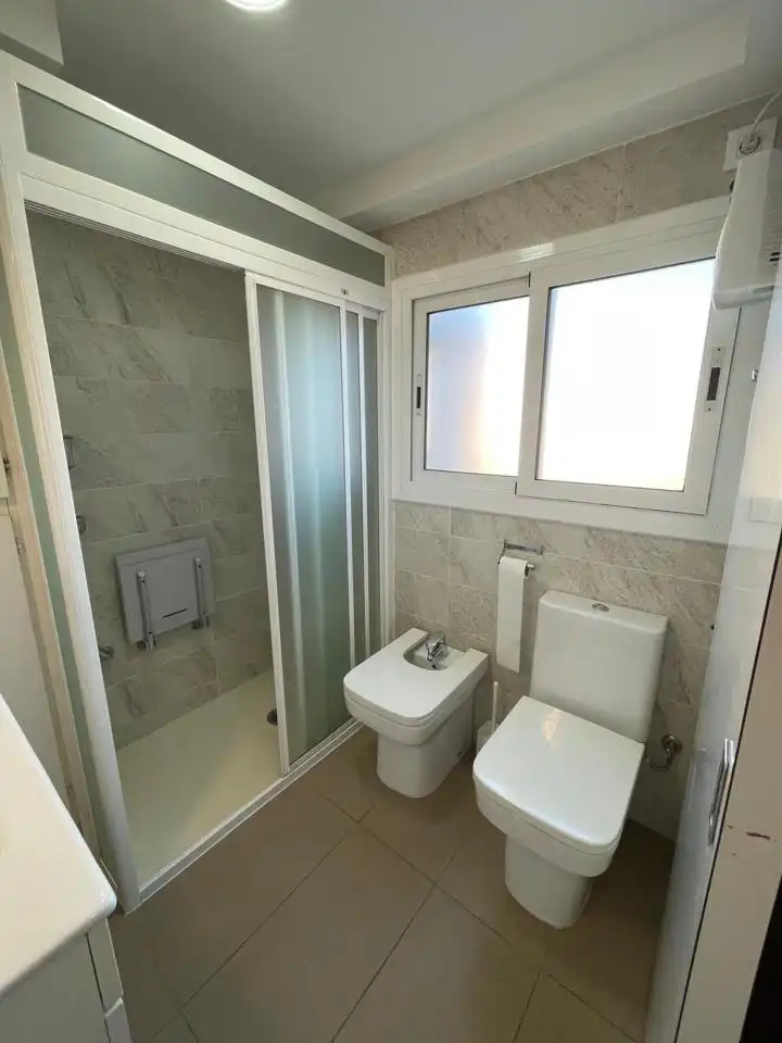 Baño de Piso en venta en Barcelona con Aire acondicionado