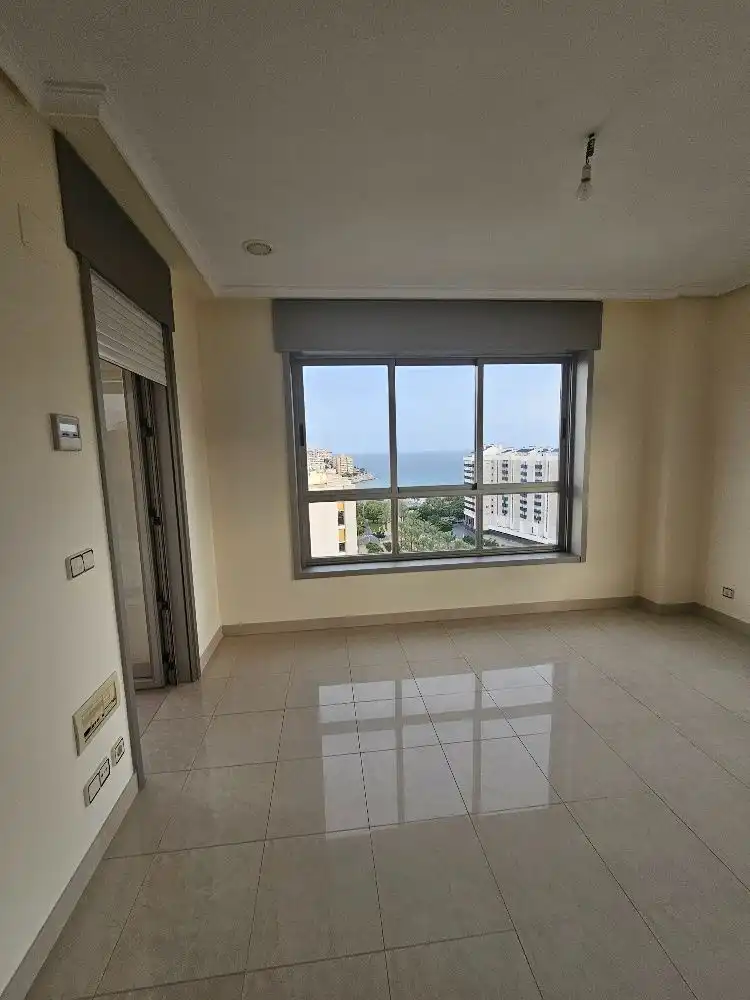 Flat for rent in Bulevar - Puerta Mítica