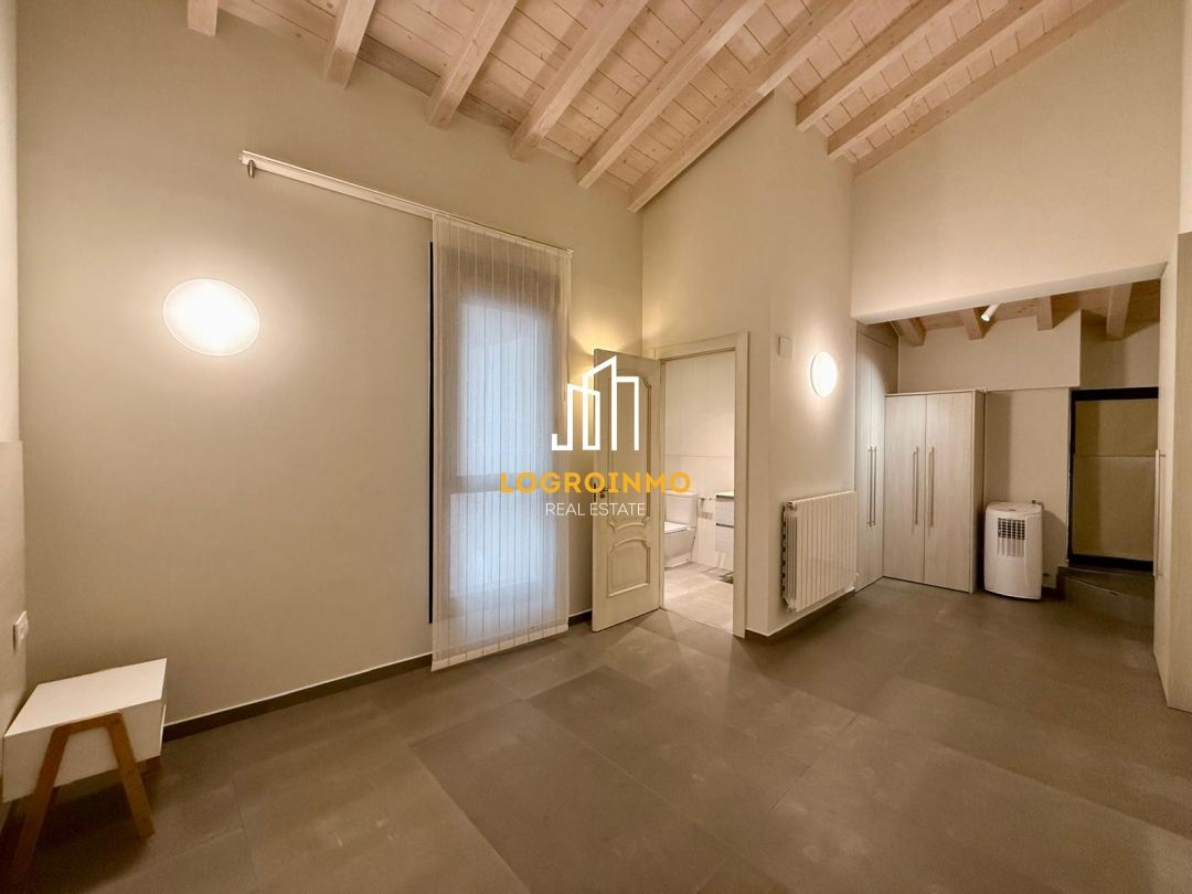 Schlafzimmer von Wohnungen miete in  Logroño mit Klimaanlage, Heizung und Parkett