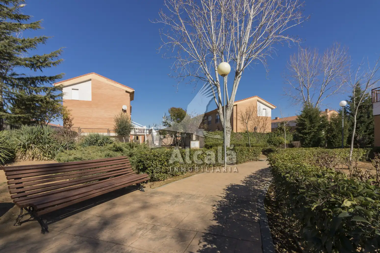 Adossat amb piscina en venda a Alovera, imagen 64
