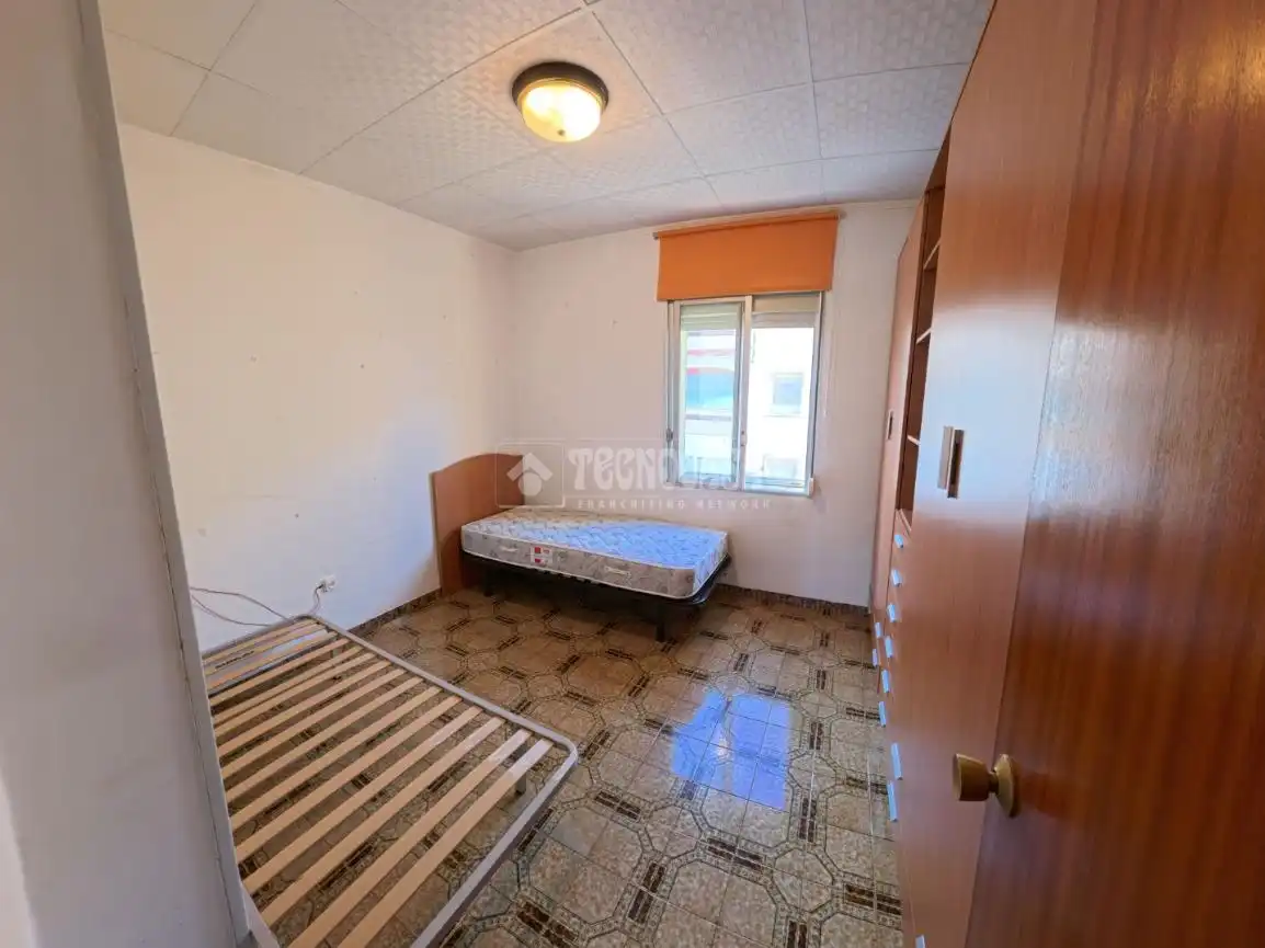 Habitación de Piso en venta en Alicante / Alacant con Terraza y Balcón