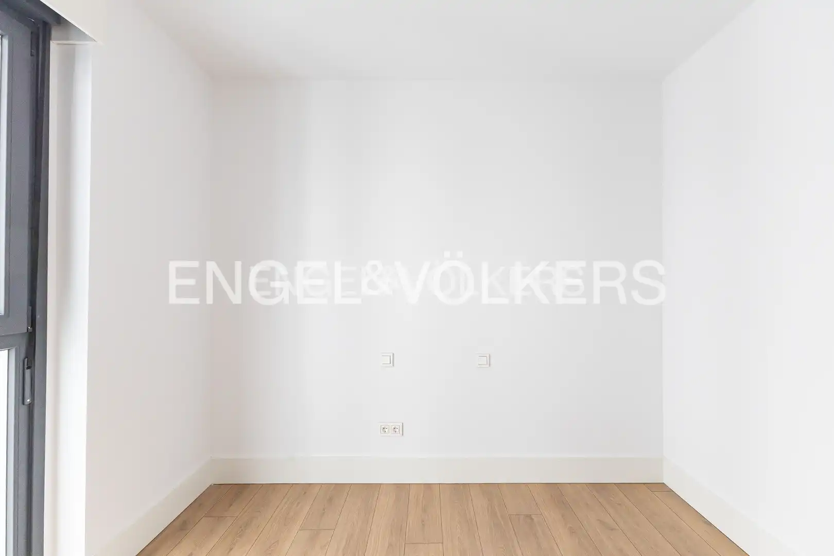 Schlafzimmer von Wohnung zum Verkauf in Madrid mit Klimaanlage, Heizung und Schwimmbad