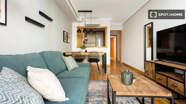 Piso en Alquiler en Valdeacederas