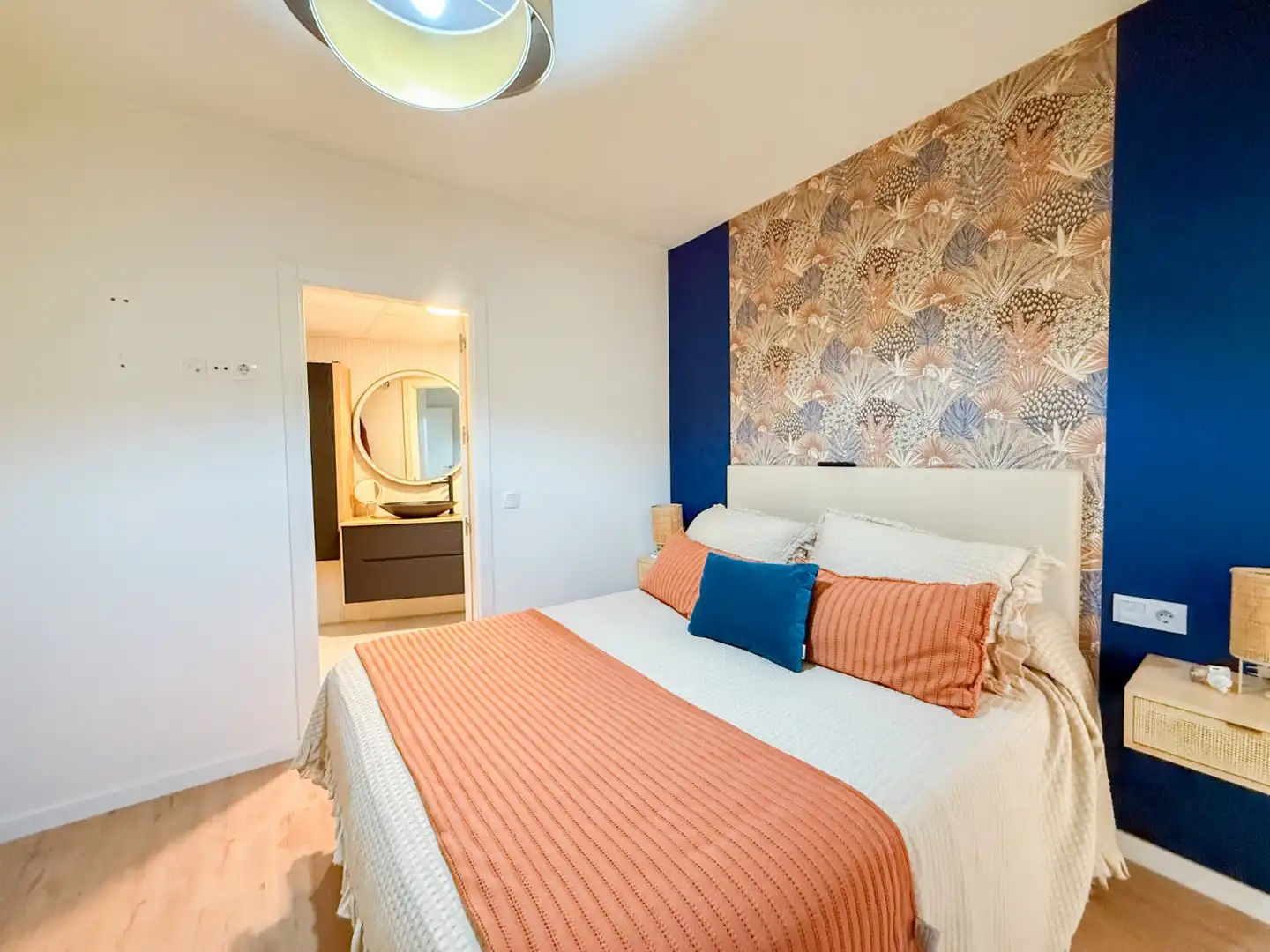 Habitación de Piso en venta en Águilas con Amueblado, Horno y Balcón