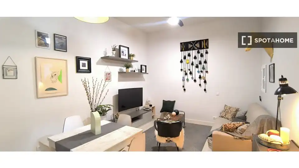 Sala de estar de Piso de alquiler en Madrid con Aire acondicionado, Calefacción y Amueblado