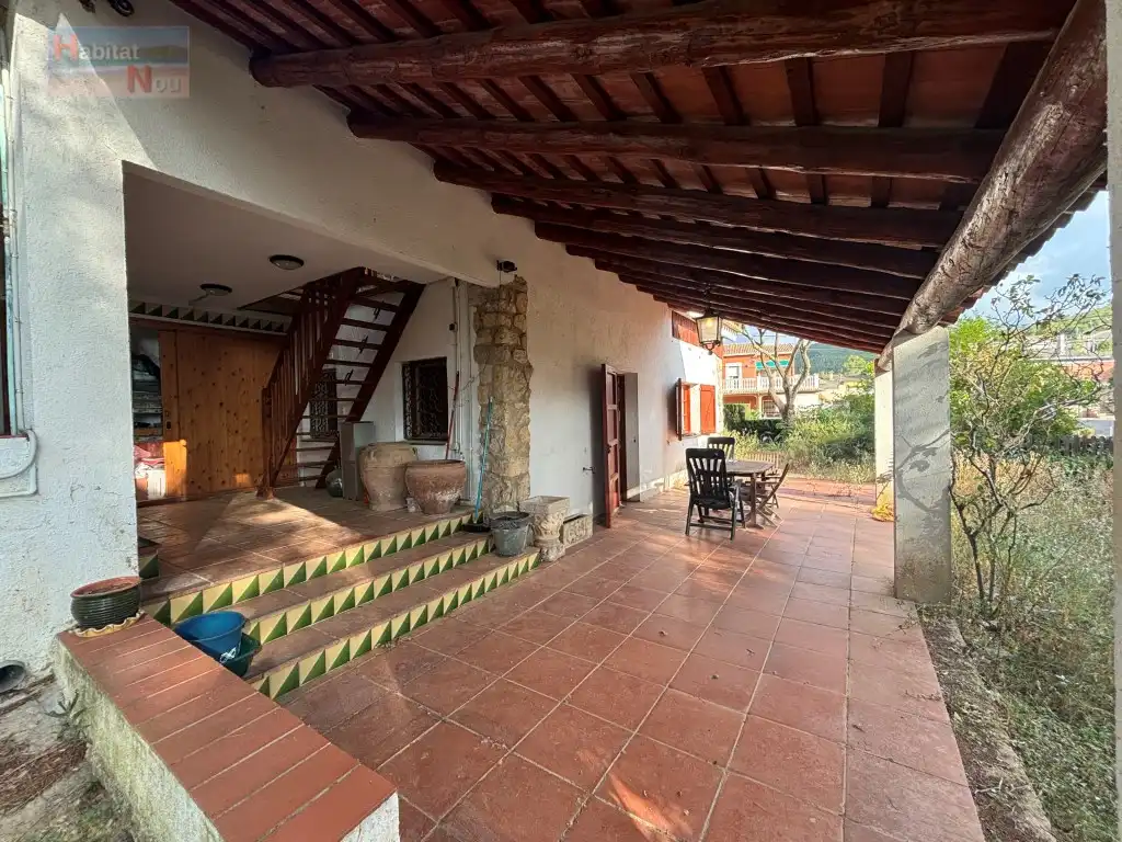 Terrassa de Casa o xalet en venda en La Bisbal del Penedès amb Moblat i Forn