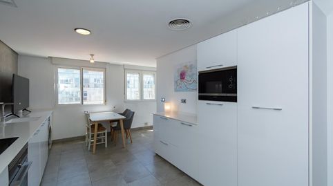 Foto 4 de Piso en venta en Avenida Reina Victoria Eugenia, 40, Alameda, Cartagena
