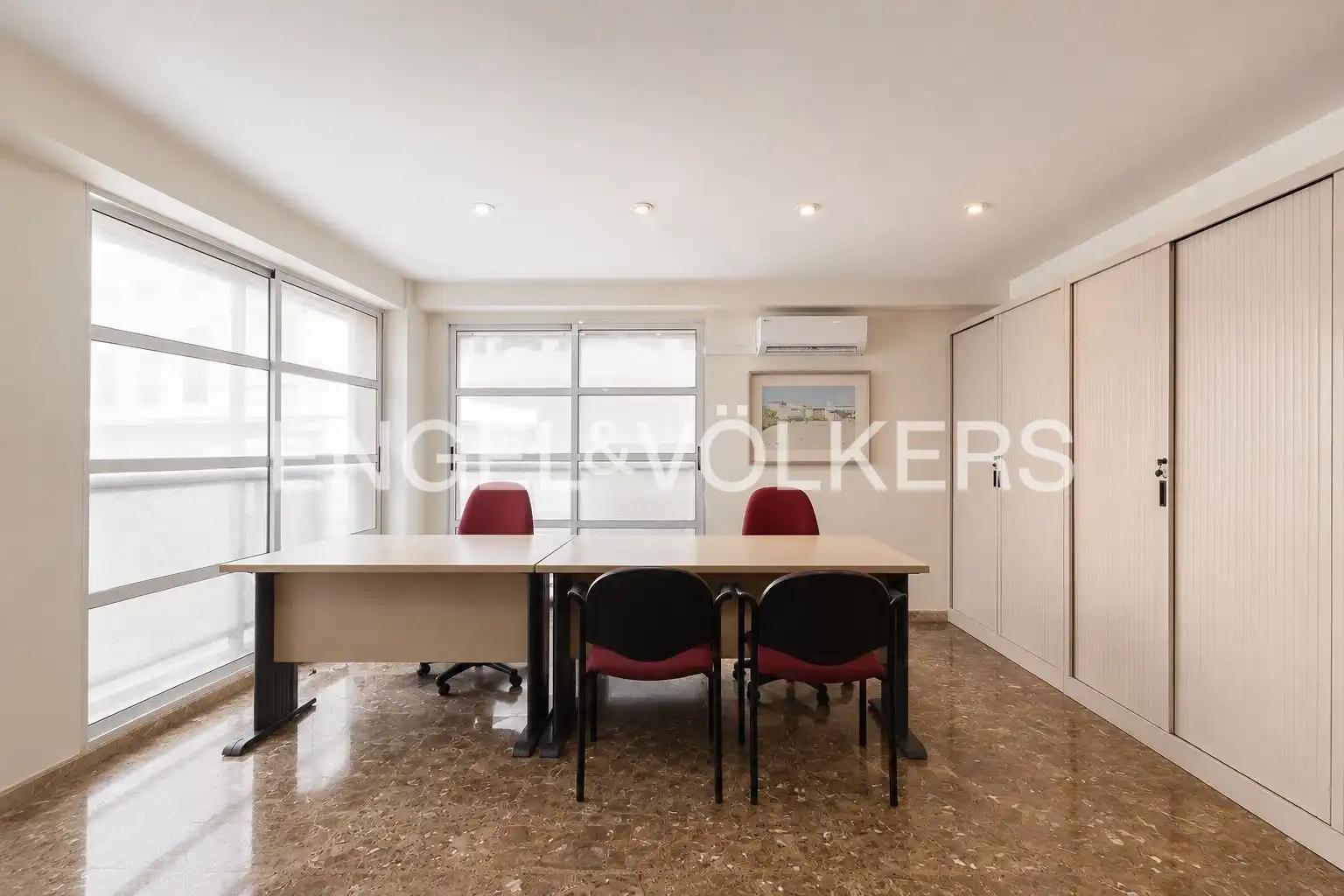 Maisonette zur Miete in Valencia mit Klimaanlage, Heizung und Möbliert