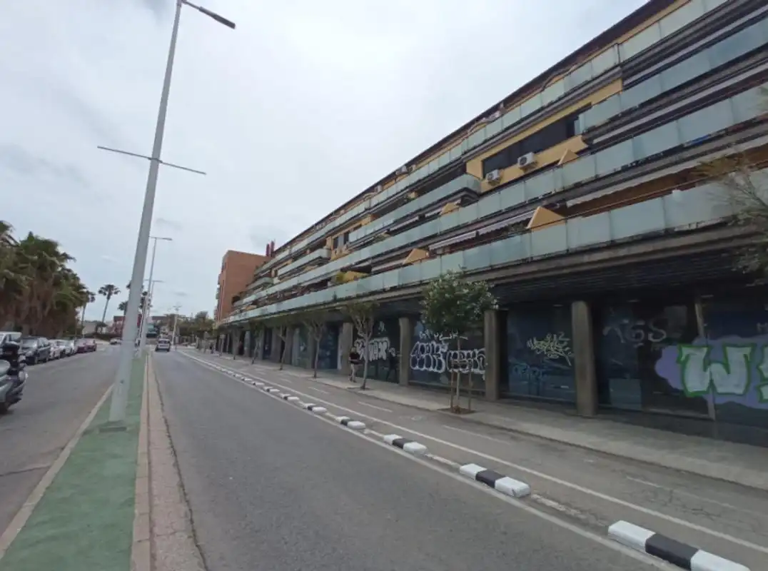 Local comercial en venda a Carrer Francesc de Vinatea, imagen 2