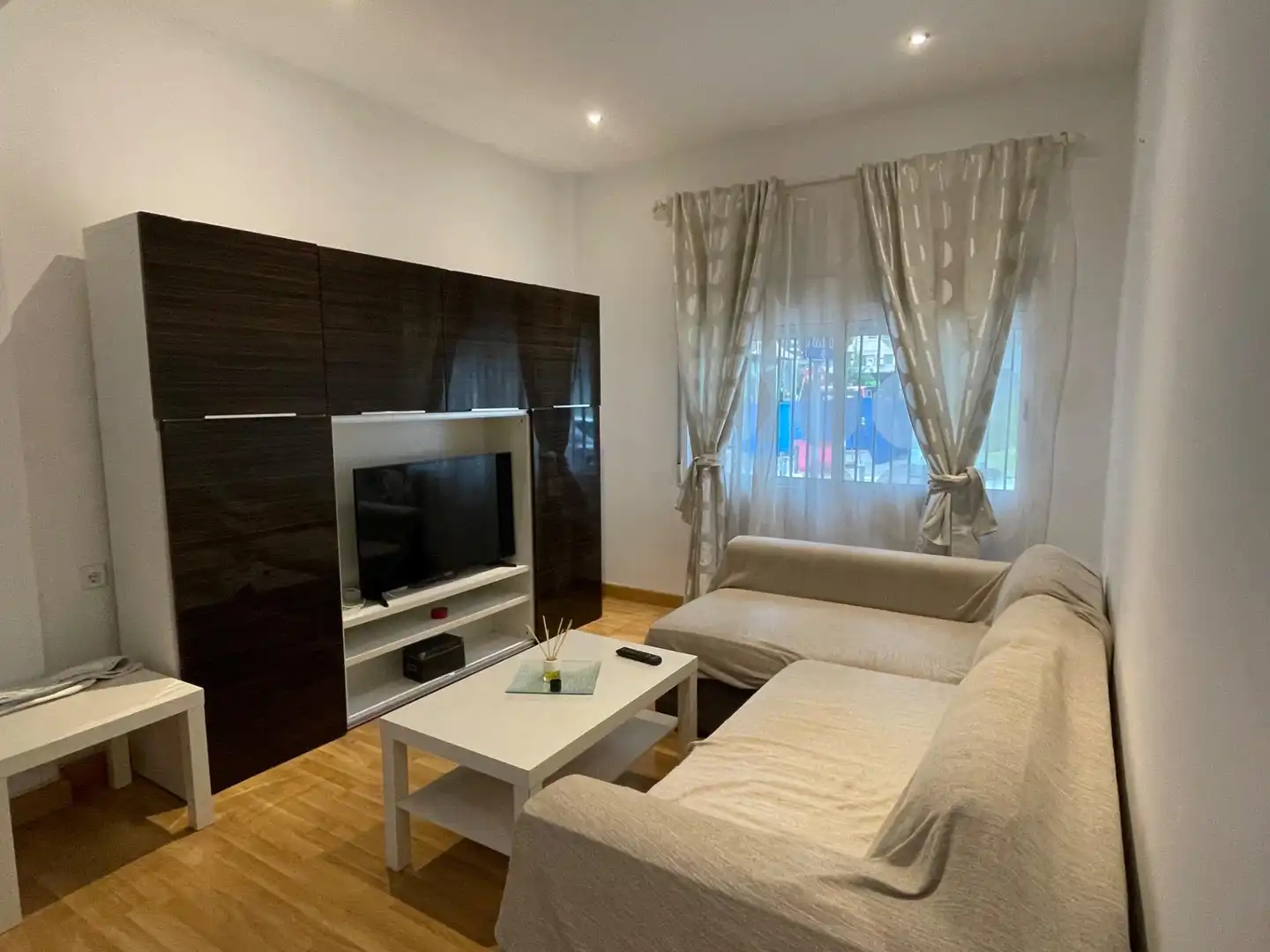 Wohnzimmer von Wohnung zur Miete in Norte