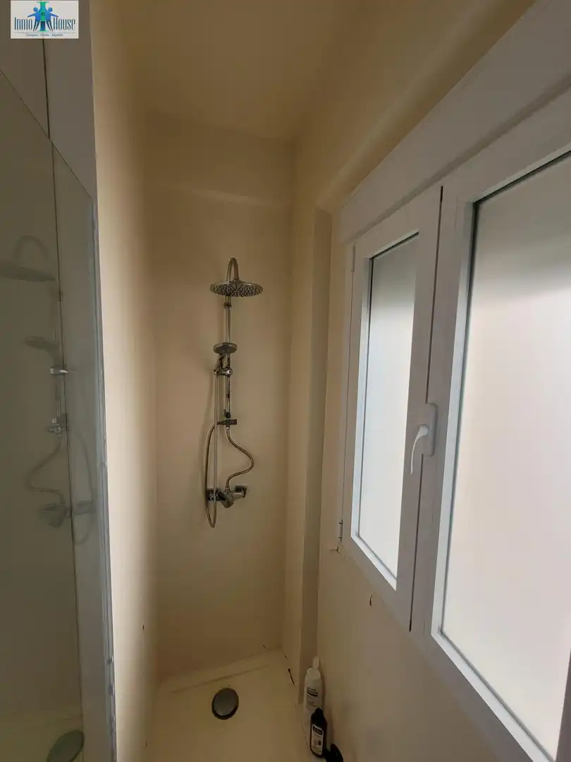 Bany de Apartament en venda en Albacete amb Calefacció i Moblat