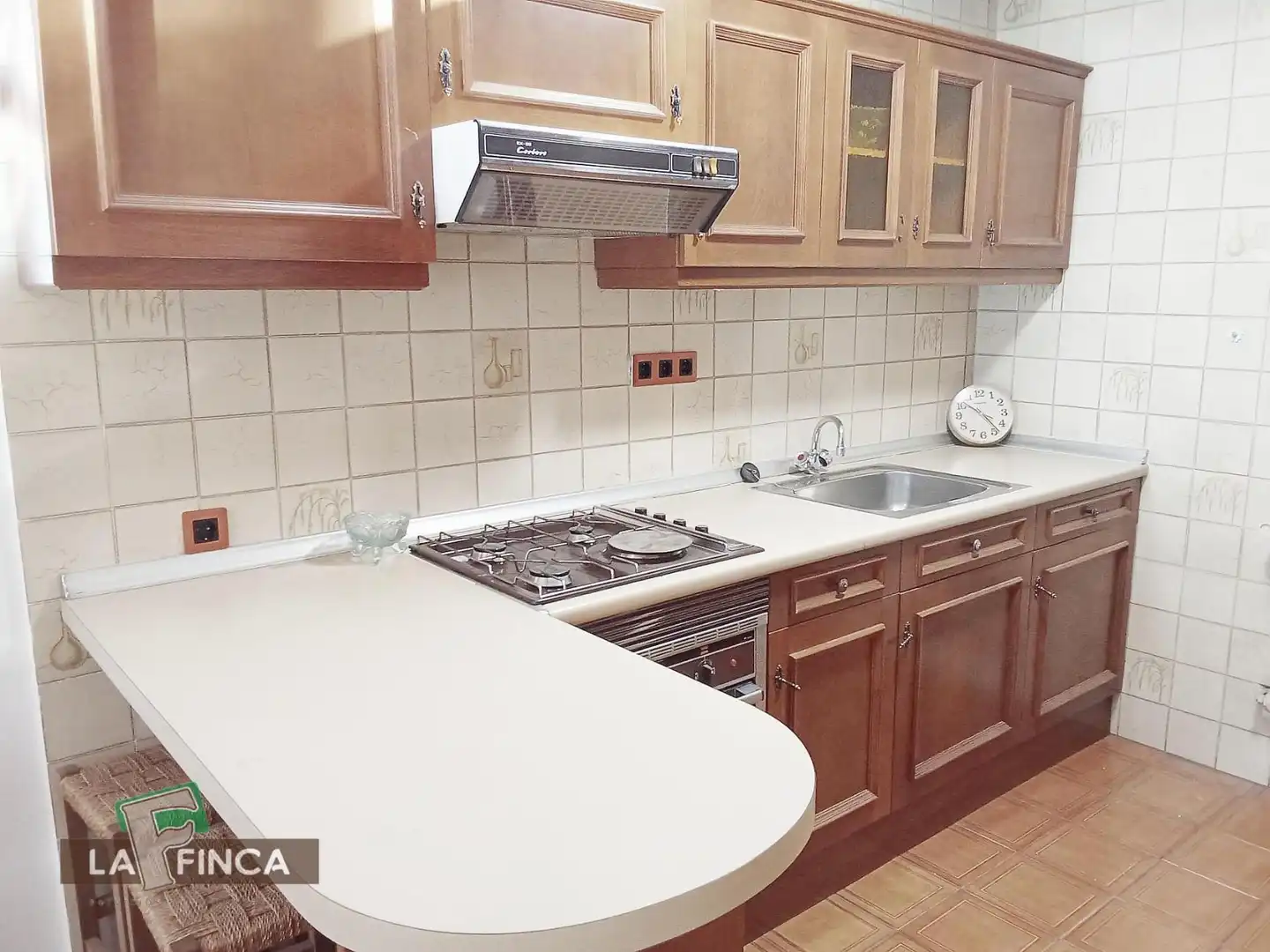Cocina de Apartamento de alquiler en Oviedo  con Calefacción, Parquet y Terraza