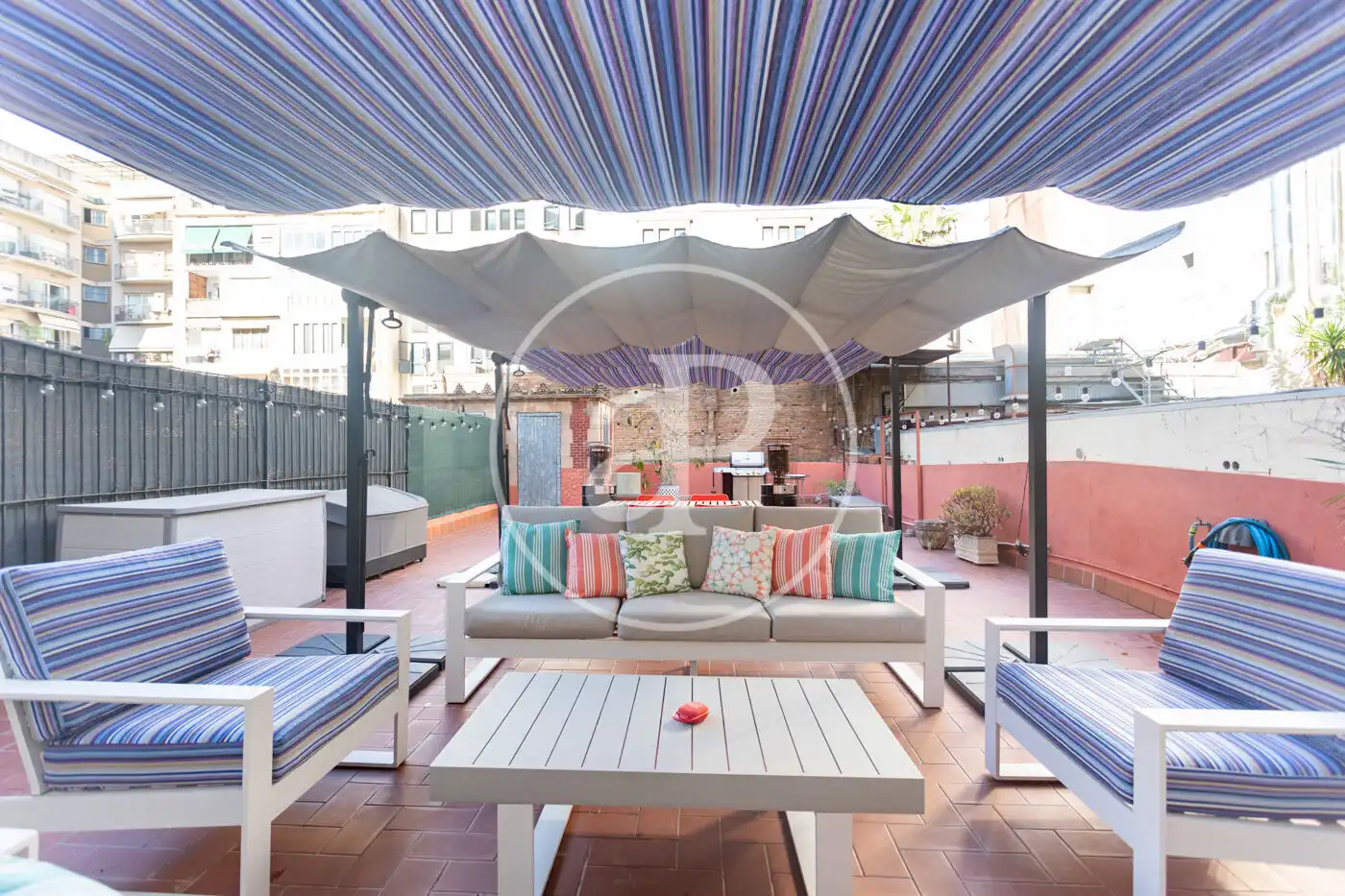 Appartement avec ascenseur à louer à Carrer de Bailèn