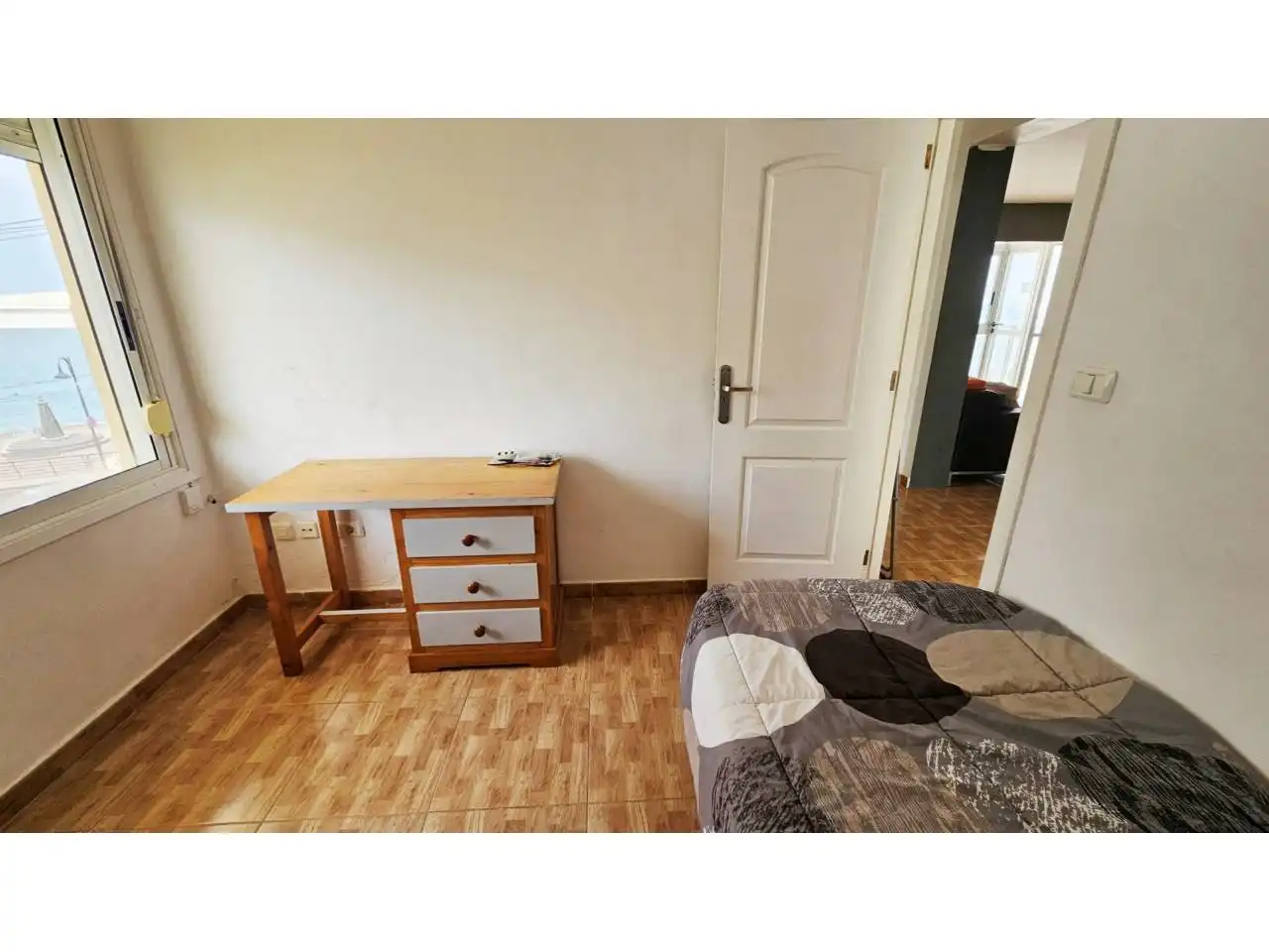 Habitación de Apartamento de alquiler en San Cristóbal de la Laguna con Terraza, Amueblado y Balcón