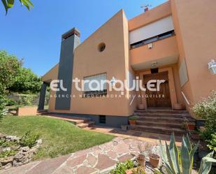 Vista exterior de Casa o xalet de lloguer en Pozuelo de Alarcón amb Terrassa i Moblat
