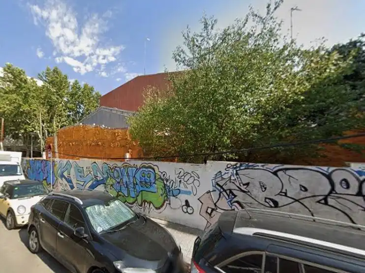 Außenansicht von Residential zum Verkauf in Sabadell