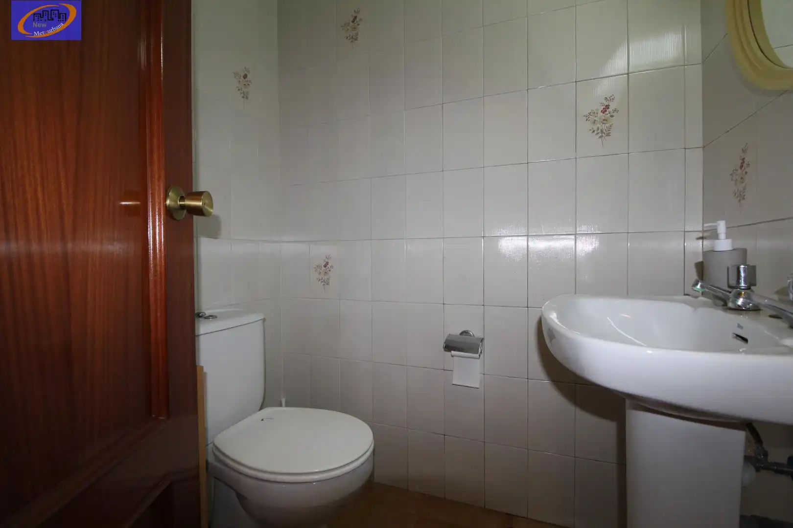 Badezimmer von Wohnung zum Verkauf in Utiel mit Heizung und Balkon
