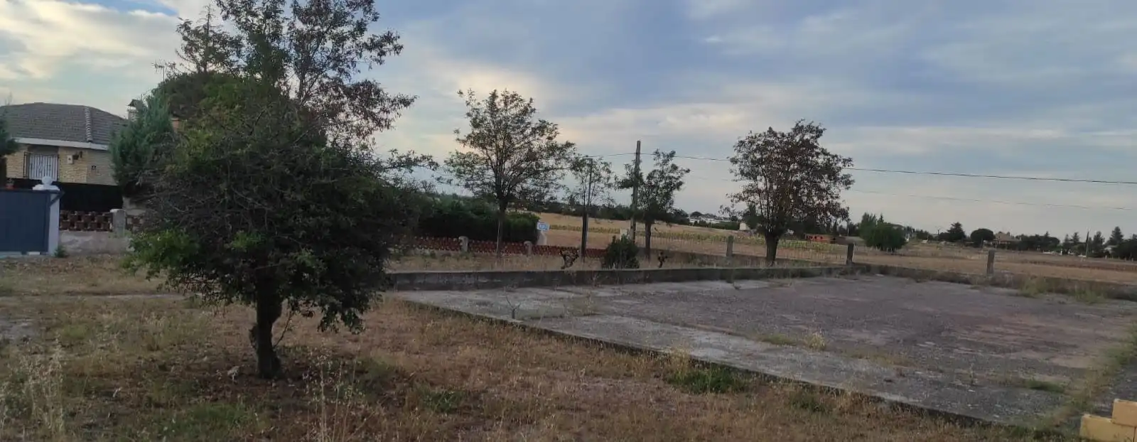 Terrenos y solares en venta en Castellanos de Villiquera