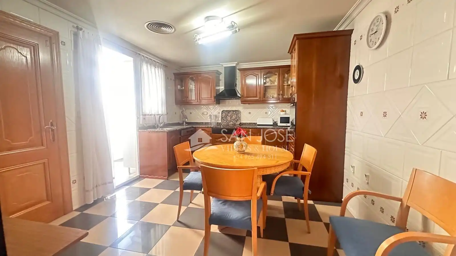 Kitchen of Flat for sale in Aspe  with Air Conditioner and Storage room