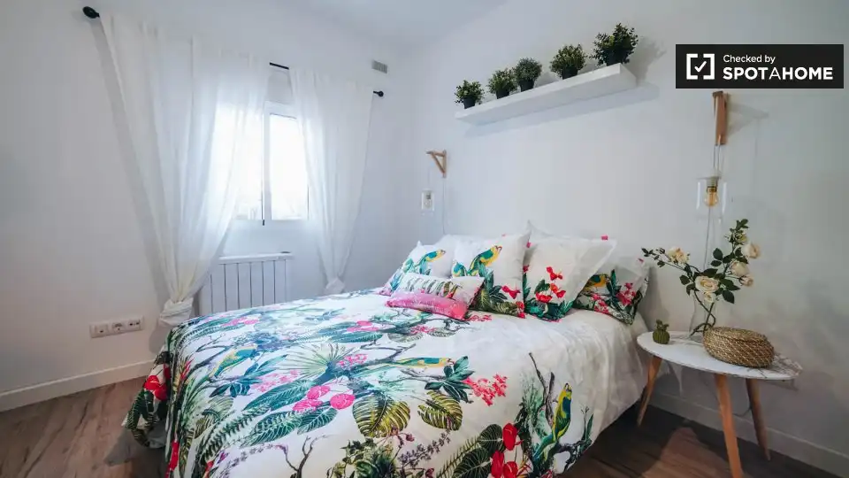 Room in Comillas