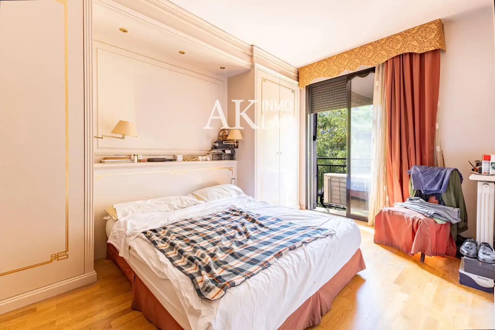Bedroom of Flat for sale in Barcelona  with Air Conditioner, Heating and Terrace