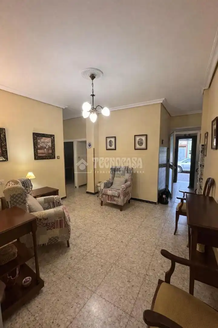 Casa o xalet en venda a Centro - Doña Mercedes