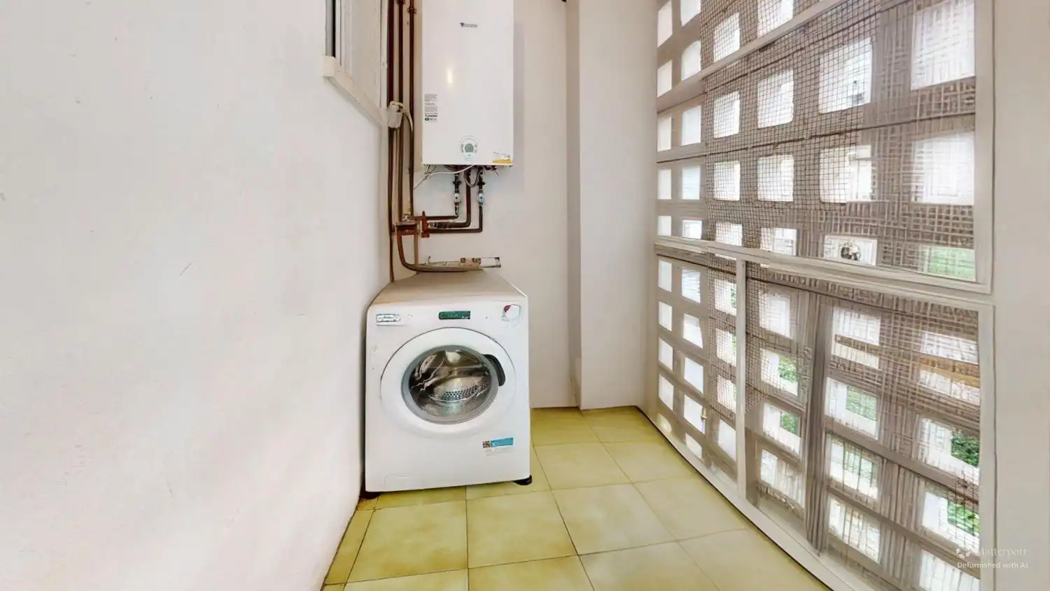 Flat for sale in Sevilla  with Air Conditioner, Heating and Terrace