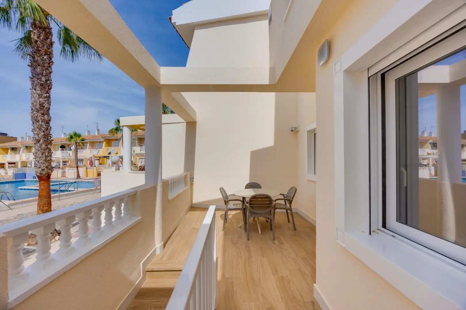 Casa a schiera con terrazza in vendita a Calle La Serviola, imagen 4