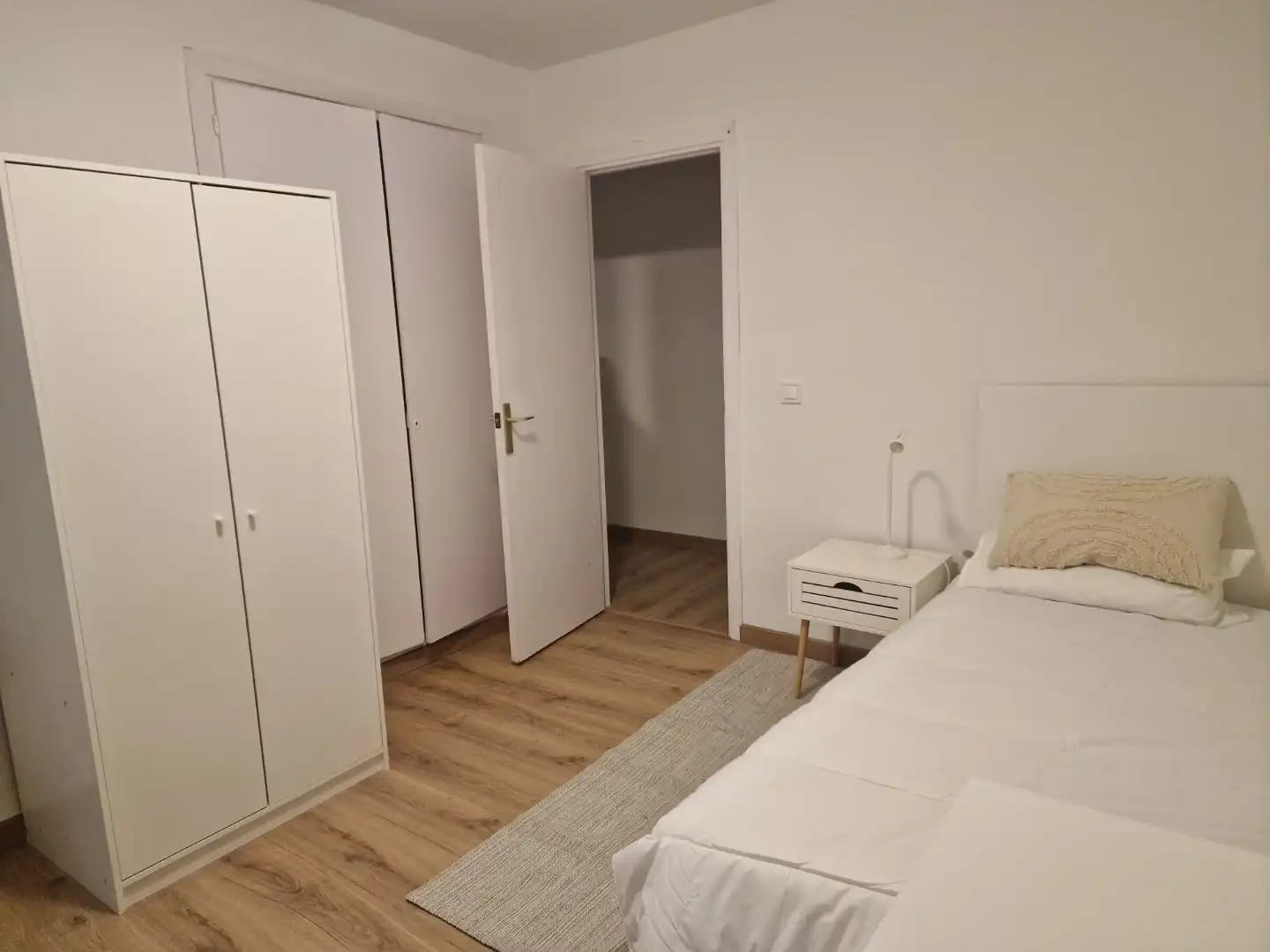 Bedroom of Flat for share in Centro