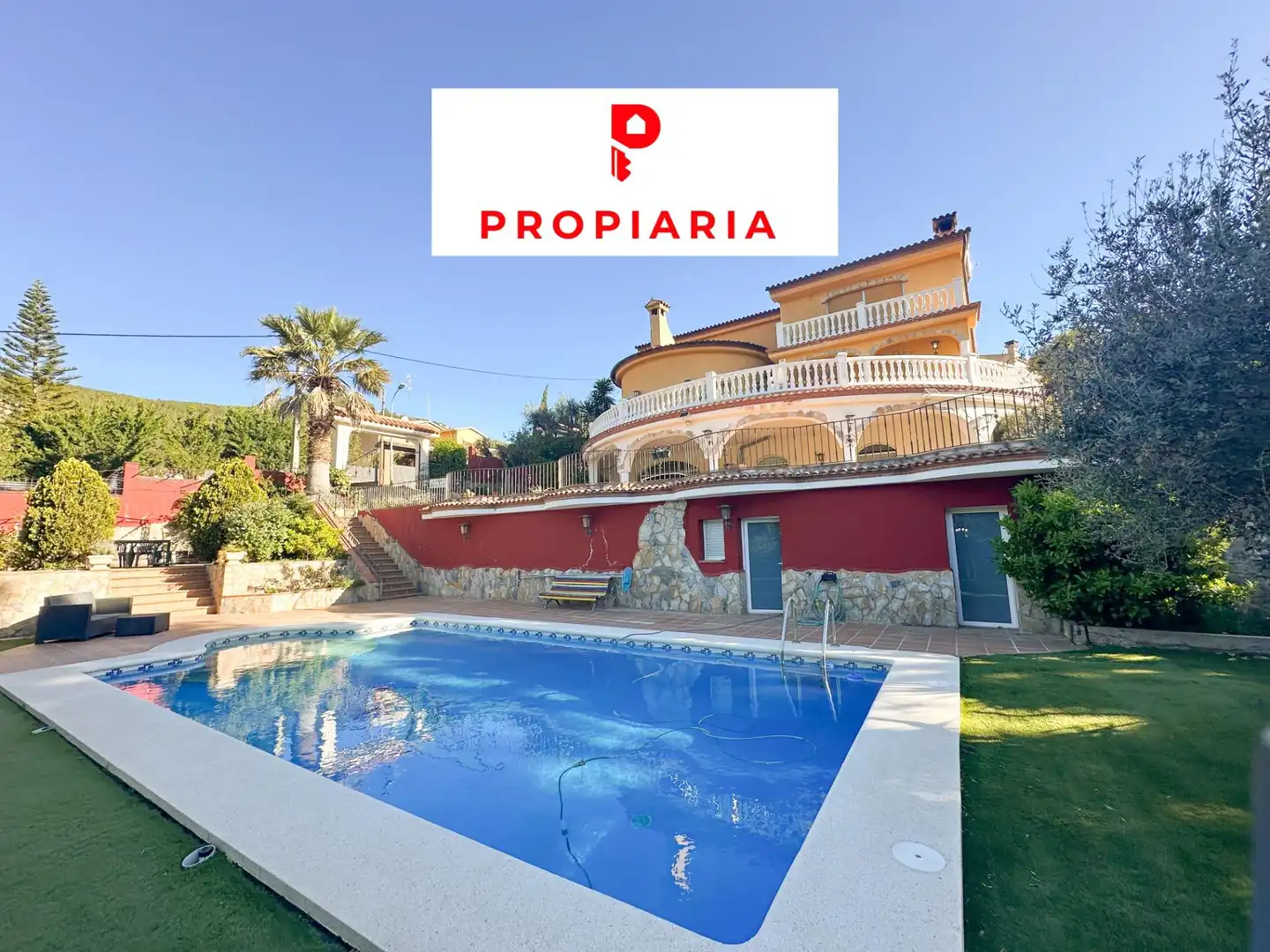 Casa con terraza en venta en Torrelles de Llobregat