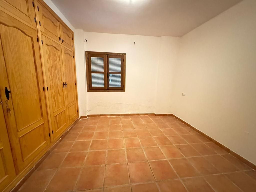 Flat for sale in Cañete la Real
