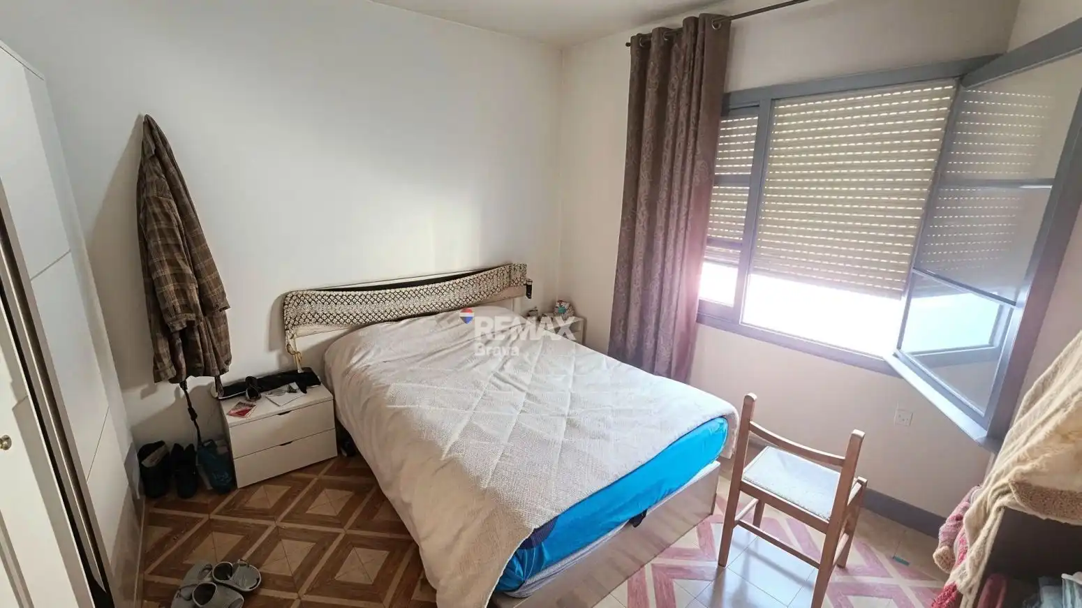 Dormitori de Casa o xalet en venda en Olot amb Calefacció, Jardí privat i Terrassa