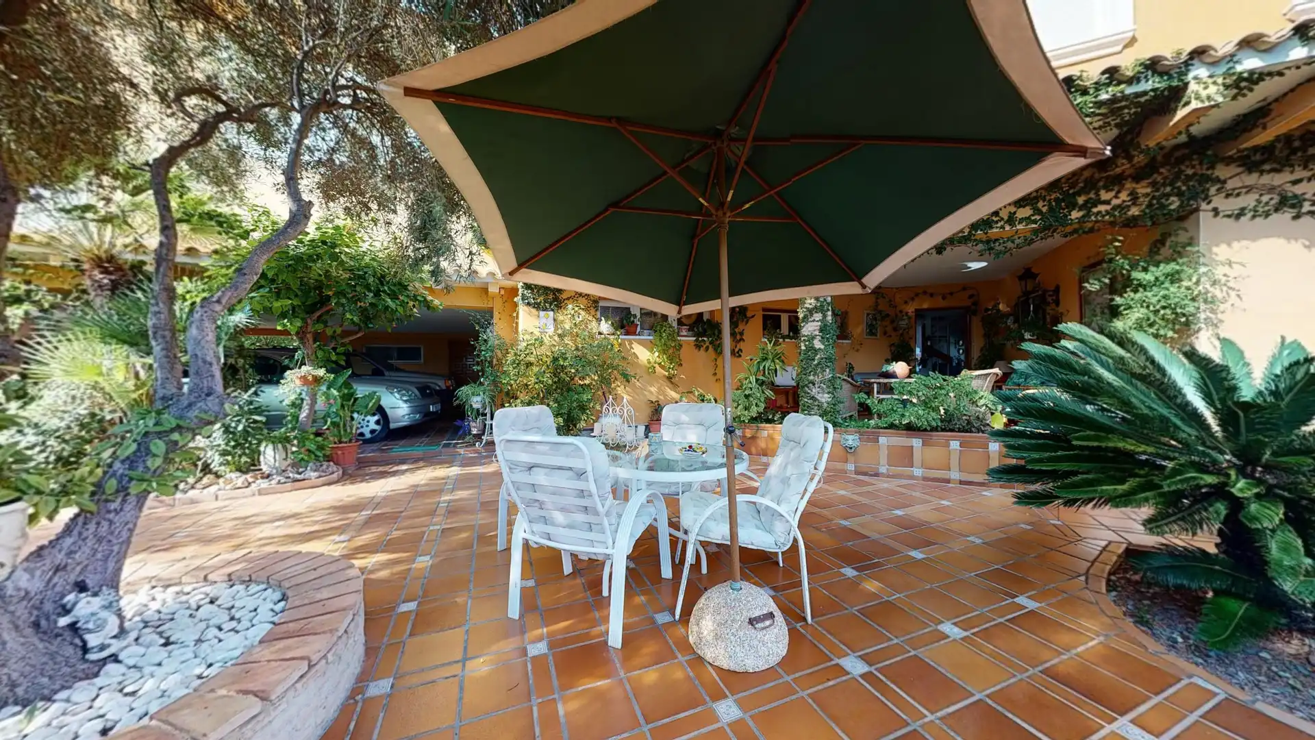 Terrassa de Casa o xalet en venda en Orihuela amb Jardí privat