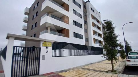 Foto 2 de Piso de alquiler en Calle Maria de Molina, Avenida Elvas, Badajoz Capital