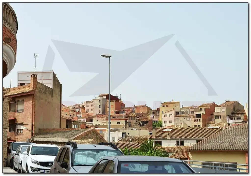 Vista exterior de Casa o xalet en venda en L'Espluga de Francolí amb Aire condicionat, Terrassa i Traster