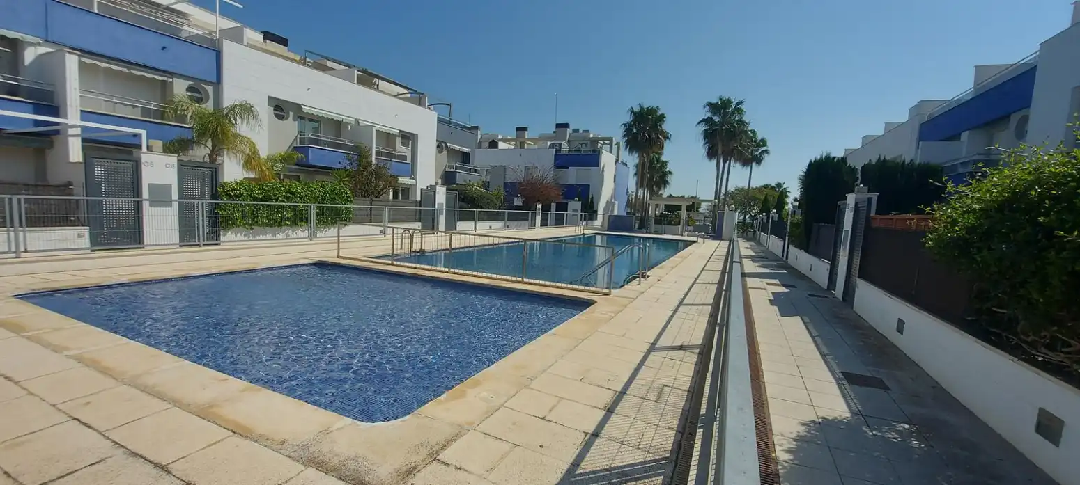 Piscina de Casa adosada en venda en Almenara amb Aire condicionat, Calefacció i Terrassa
