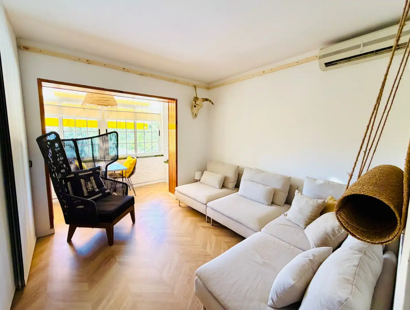 Sala de estar de Piso de alquiler en Sitges con Aire acondicionado y Calefacción