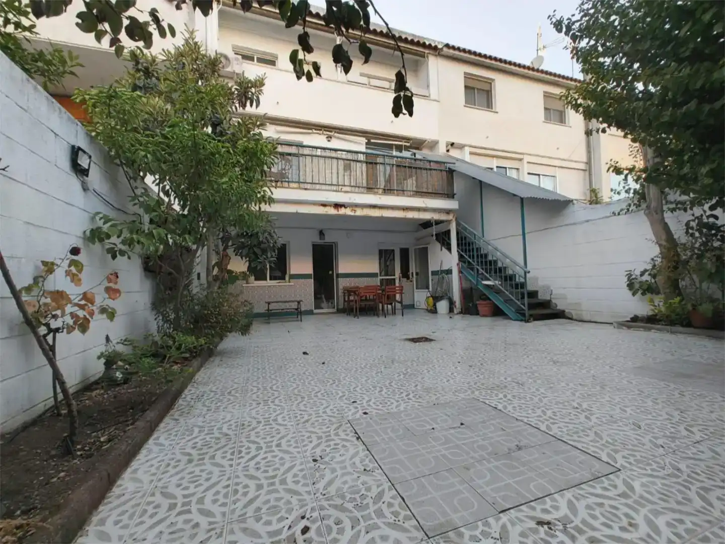 Vista exterior de Pis en venda en Ciudad Real Capital amb Aire condicionat i Balcó