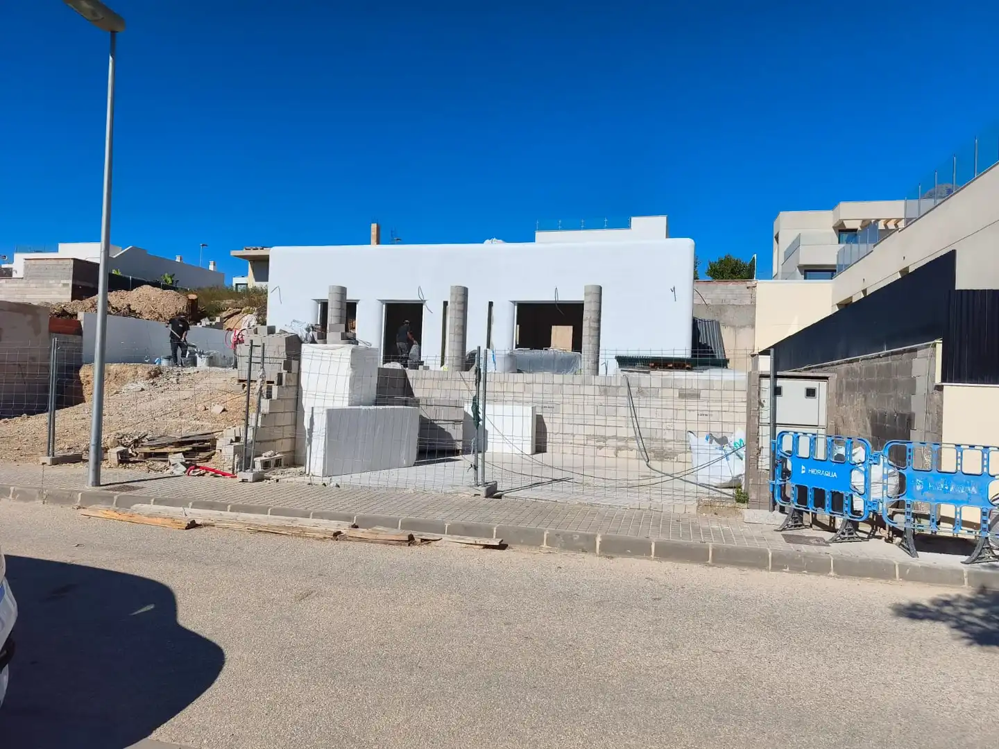 Vista exterior de Casa o xalet en venda en La Nucia amb Aire condicionat, Calefacció i Piscina