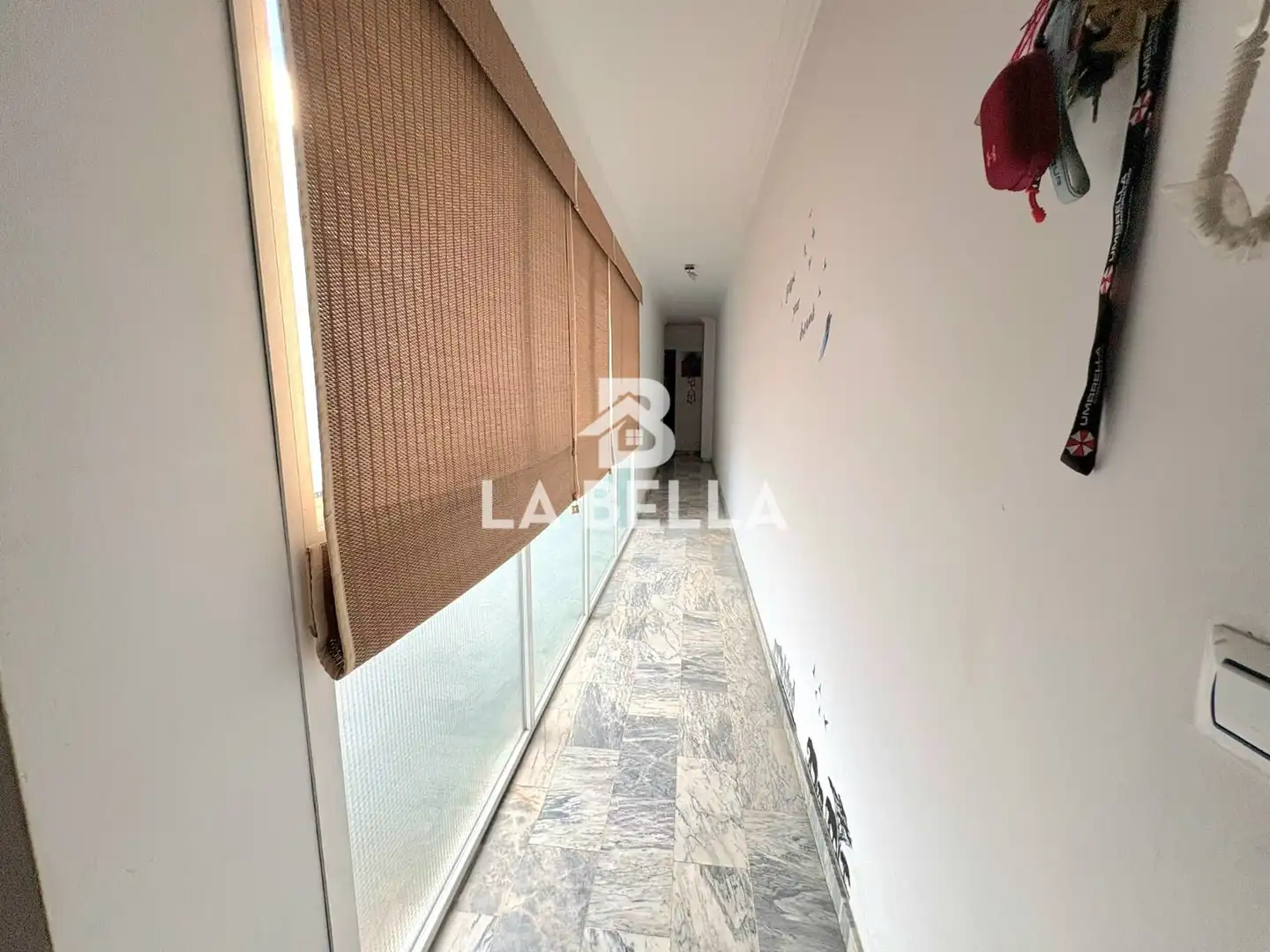Houses for sale in Sevilla  with Air Conditioner and Furnished