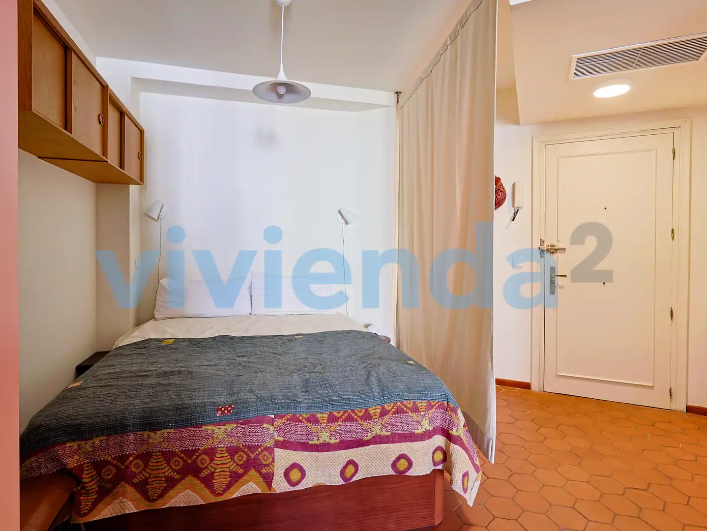 Study for rent in Cuesta de Santo Domingo, Palacio