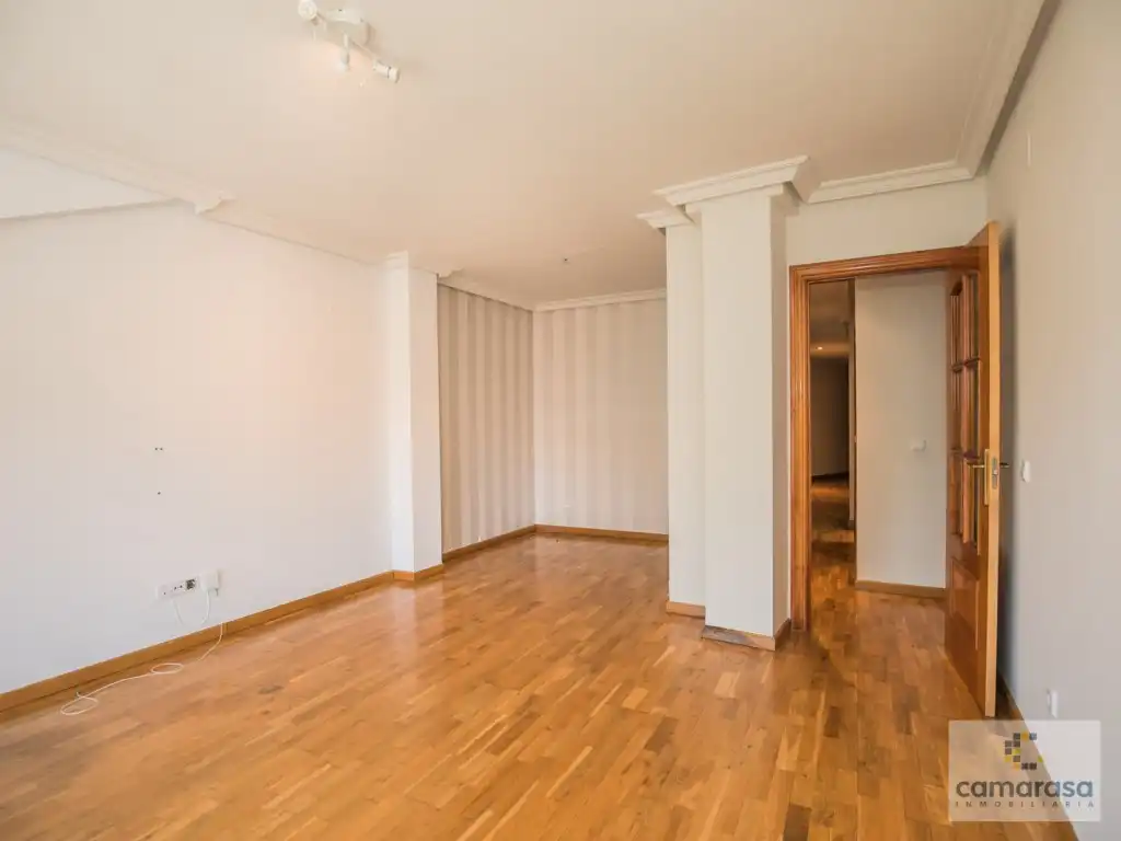 Flat for rent in Paseo Dos De Mayo, 2, Centro