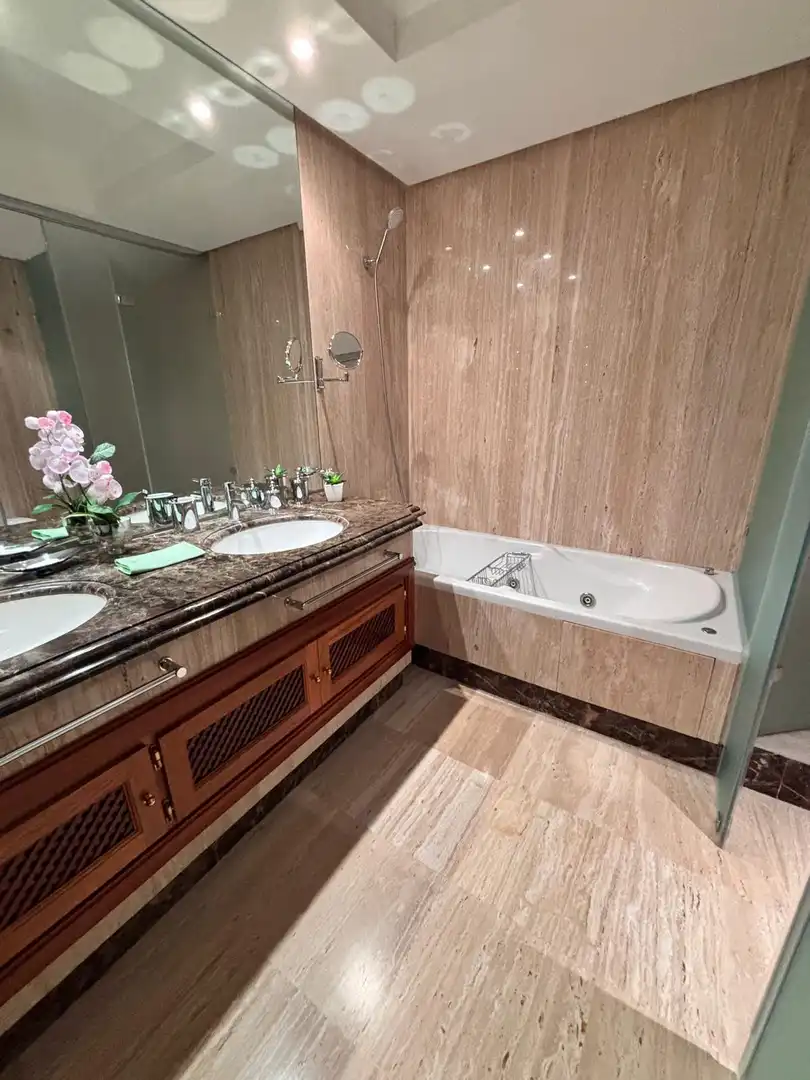 Bathroom of Apartments for sale in Estepona  with Air Conditioner, Private garden and Terrace