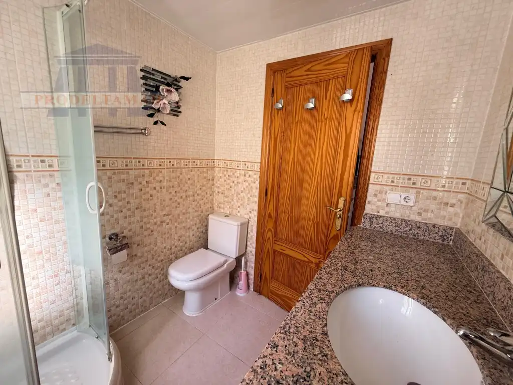 Casa aparellada en venda a Avenida Paris De, imagen 20