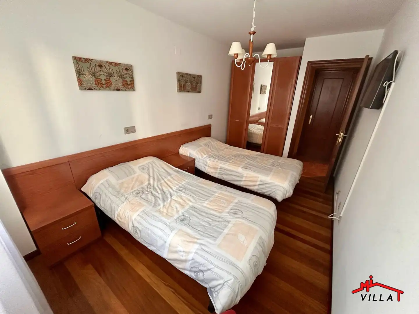Bedroom of Flat for sale in Laredo  with Heating