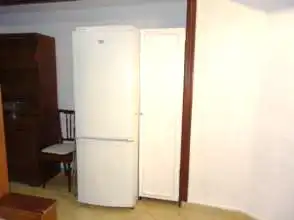 Cuina de Pis de lloguer en Gijón  amb Calefacció, Parquet i Moblat