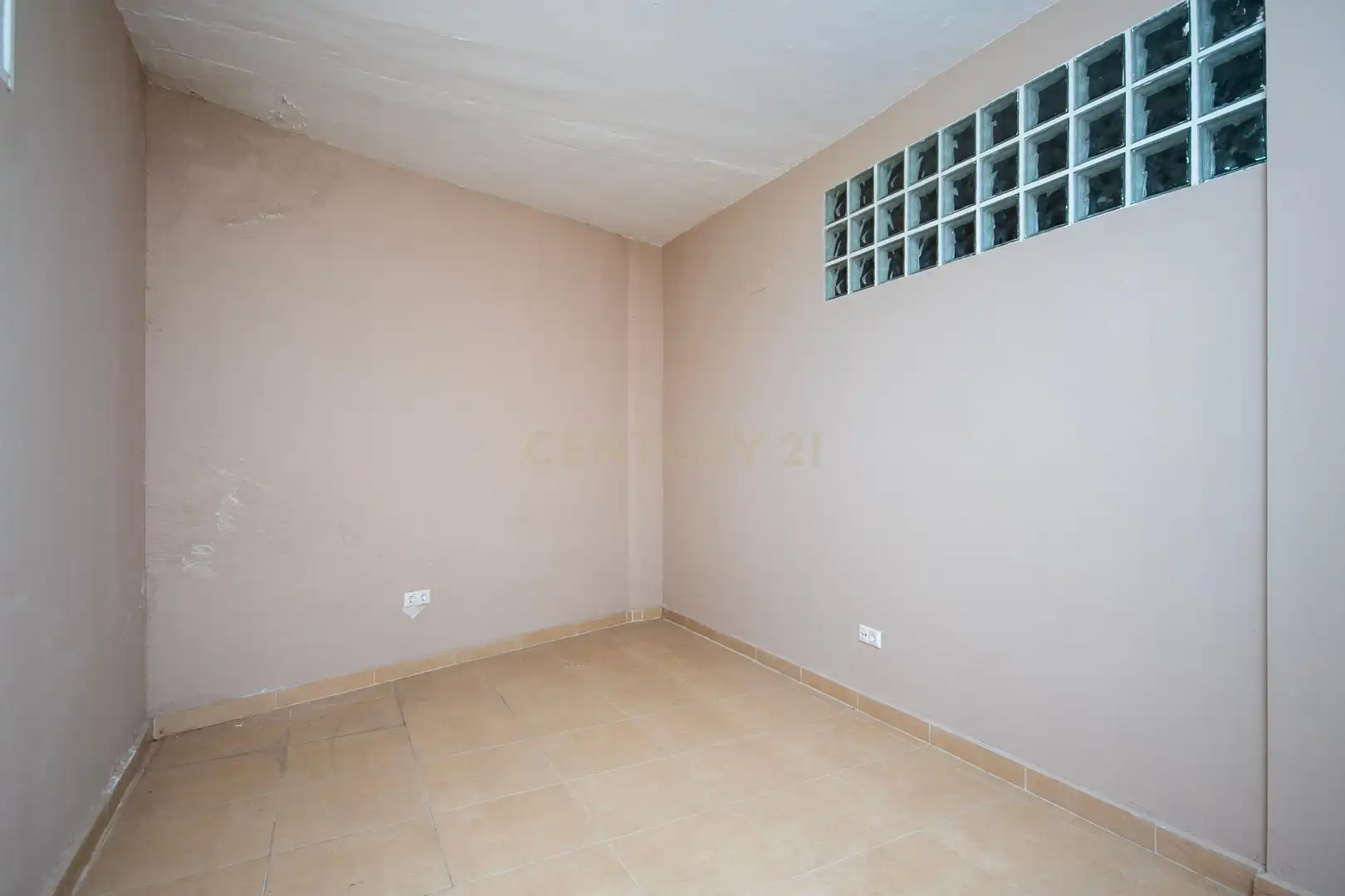 Casa adosada en venta en Alicante / Alacant con Aire acondicionado, Balcón y Piscina comunitaria