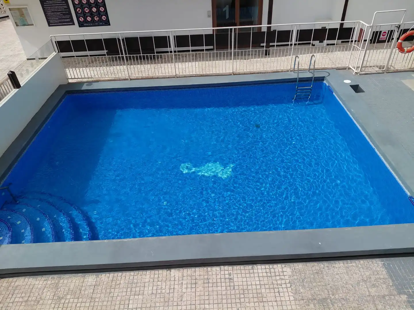 Schwimmbecken von Wohnungen zur Miete in Candelaria mit Möbliert, Ofen und Waschmaschine