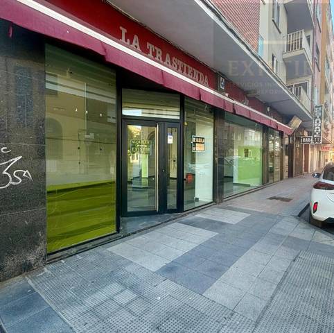 Local comercial en Alquiler en San Pablo y Santa Marina