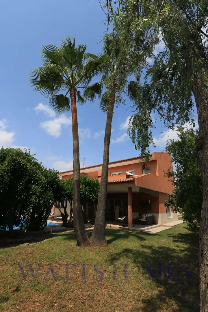 Vista exterior de Casa o chalet en venta en L'Eliana